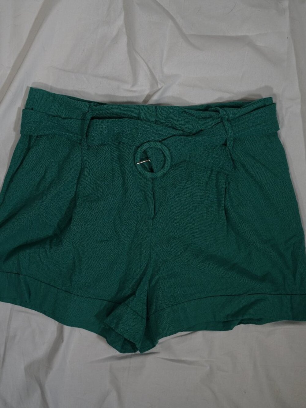 Worthington Green Linen Blend Belted Shorts Size 18 High Waist Pleated Summer